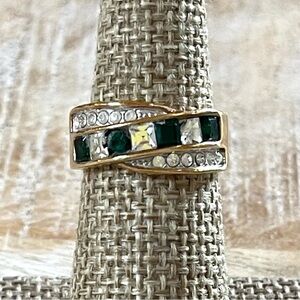 Oakley Emerald Green & Gold Channel Set Cocktail Ring